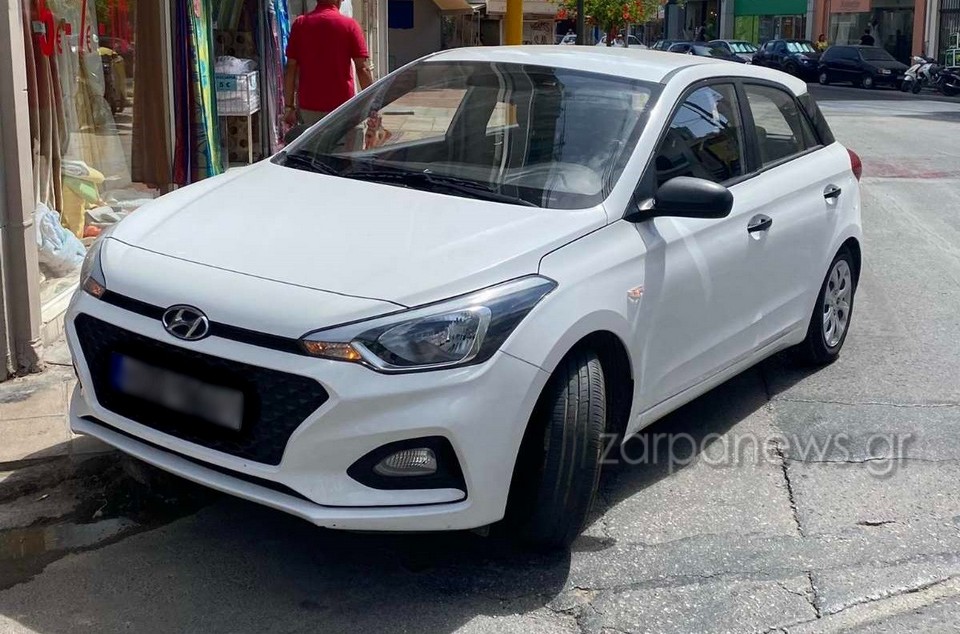 αυτό-το-παρκάρισμα-θα-έπρεπε-να-διδάσκ-1755960