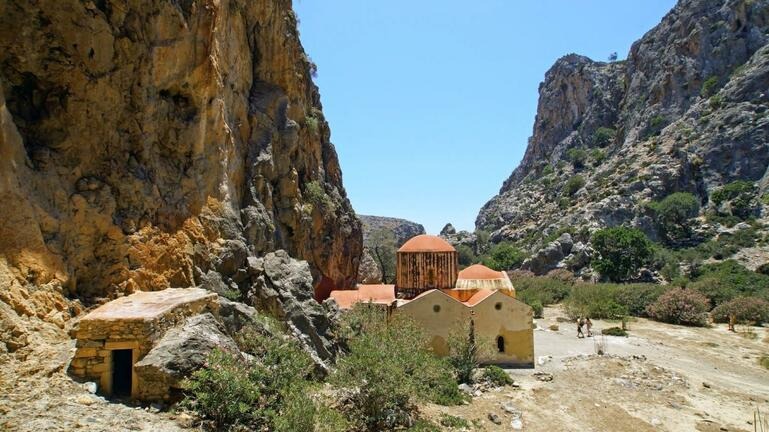 κρήτη-κινητοποίηση-για-μετανάστες-στ-1780080