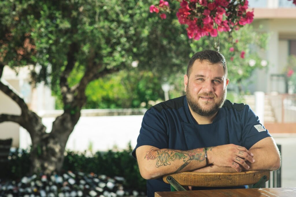 αλέξανδρος-αντωνελάκης-από-τα-σκοτάδ-1775947