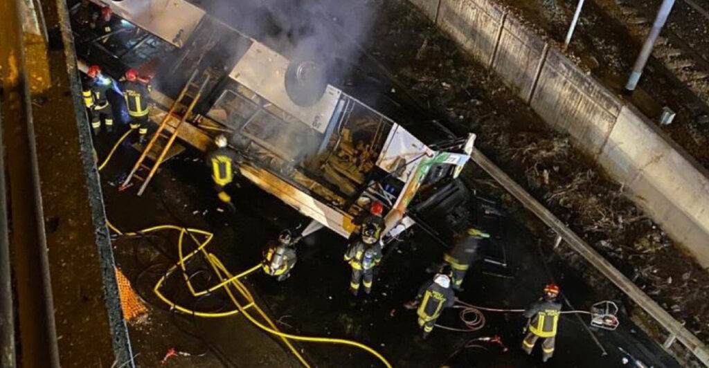 τραγωδία-στην-ιταλία-τουλάχιστον-20-νεκ-1774141