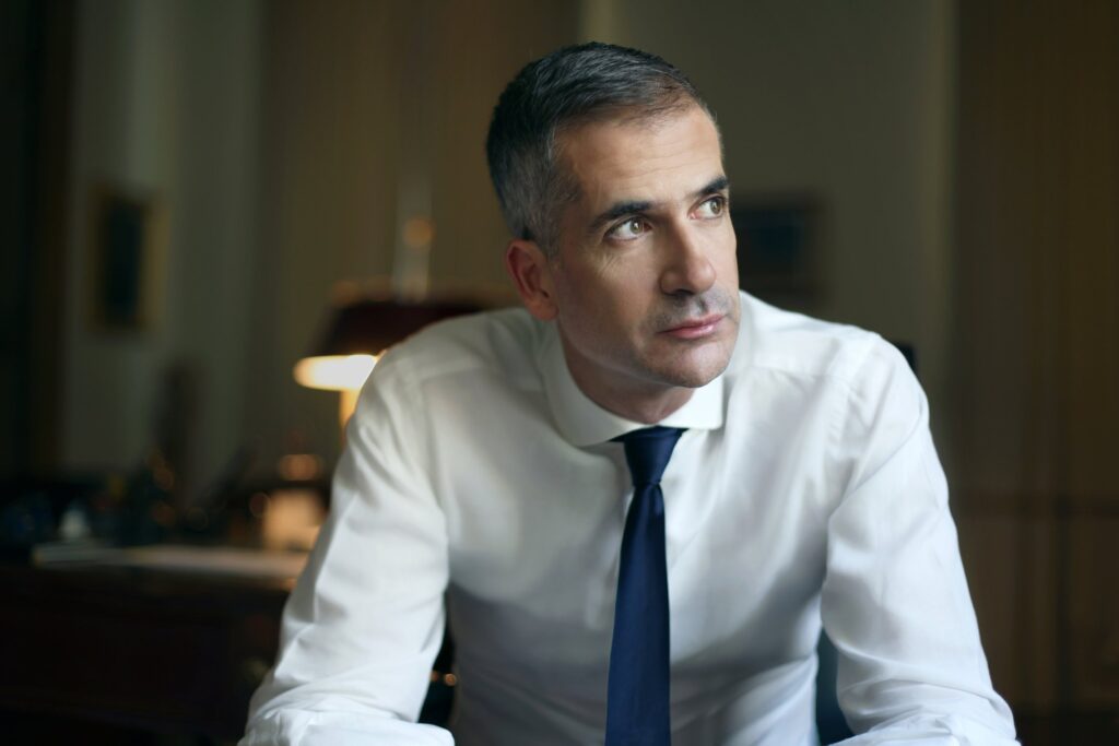 είναι-ξεκάθαρο-τέλος-ο-κώστας-μπακογι-1780231