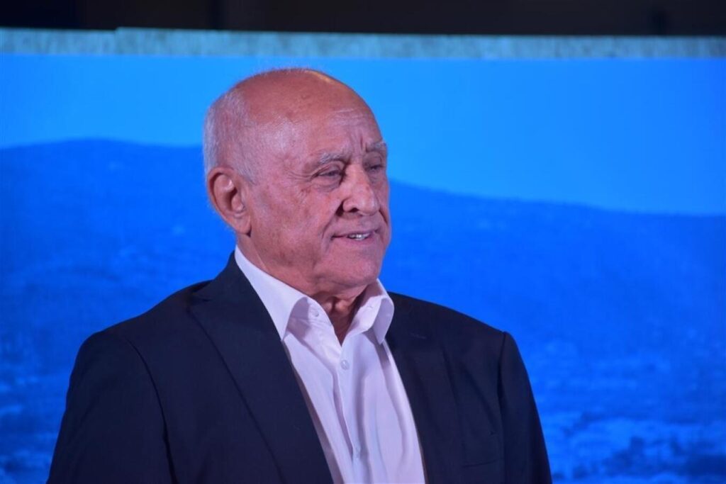 ποιος-είναι-ο-γηραιότερος-δήμαρχος-στ-1778361