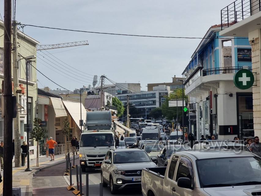 χανιά-κλείνει-ξανά-από-σήμερα-και-για-1789359