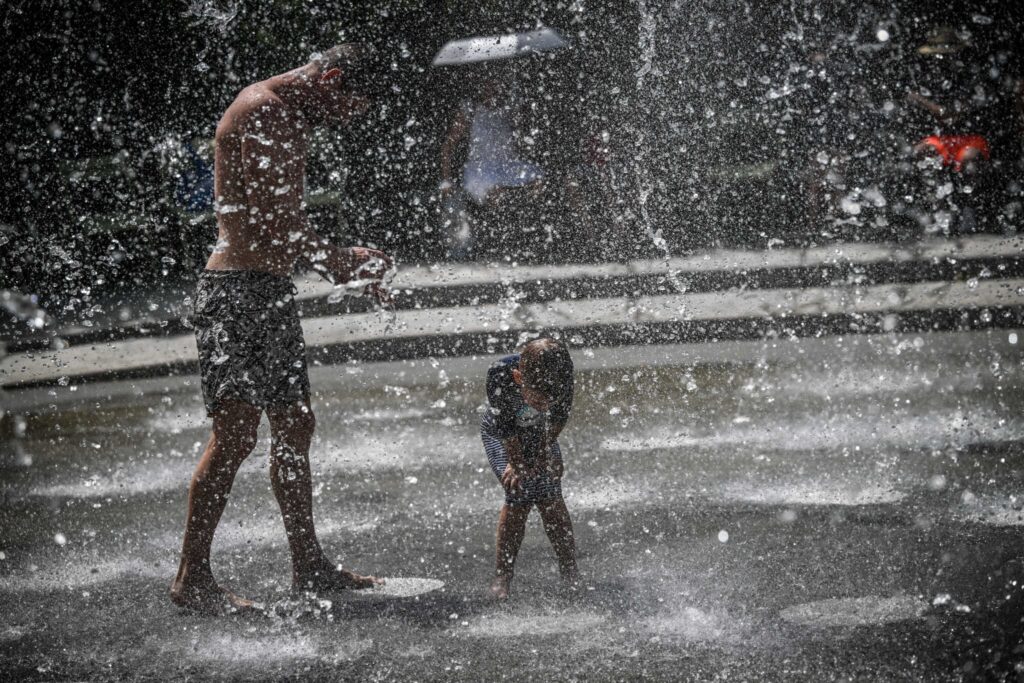 έρχεται-καύσωνας-ακόμη-και-με-45c-οι-πε-1865954