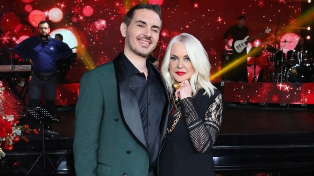 σπίτι-με-το-mega-οι-δυο-σπουδαίες-τραγουδί-1883382