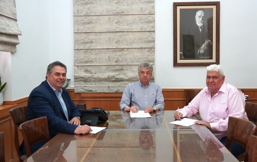 συνάντηση-περιφερειάρχη-κρήτης-με-το-1905444