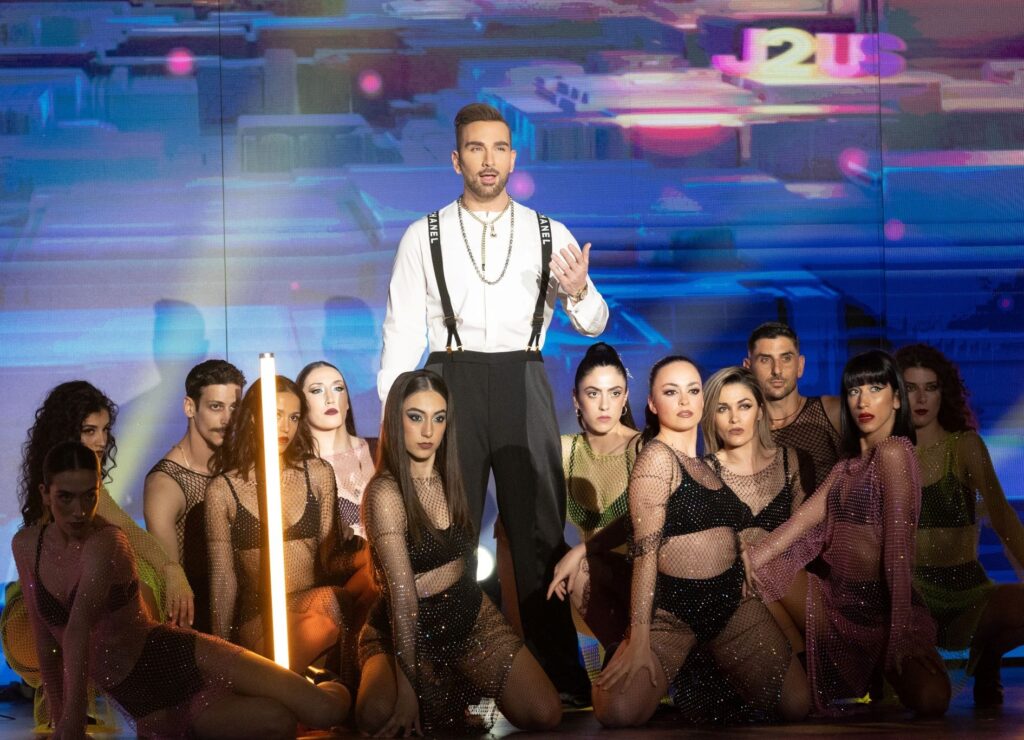 j2us-αυτοί-είναι-οι-guest-stars-που-θα-δούμε-την-παρα-1896381