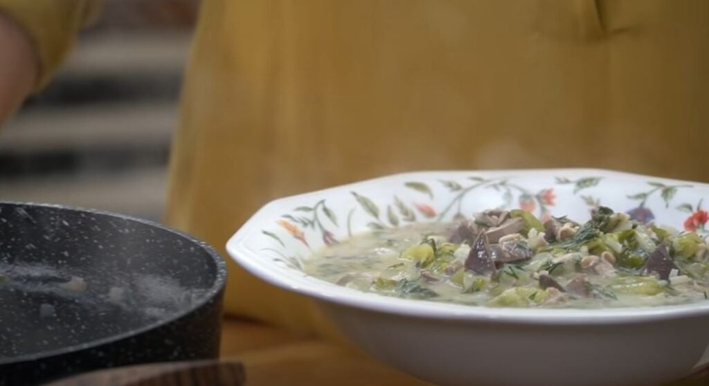 πώς-να-φτιάξετε-παραδοσιακή-μαγειρίτ-1893716