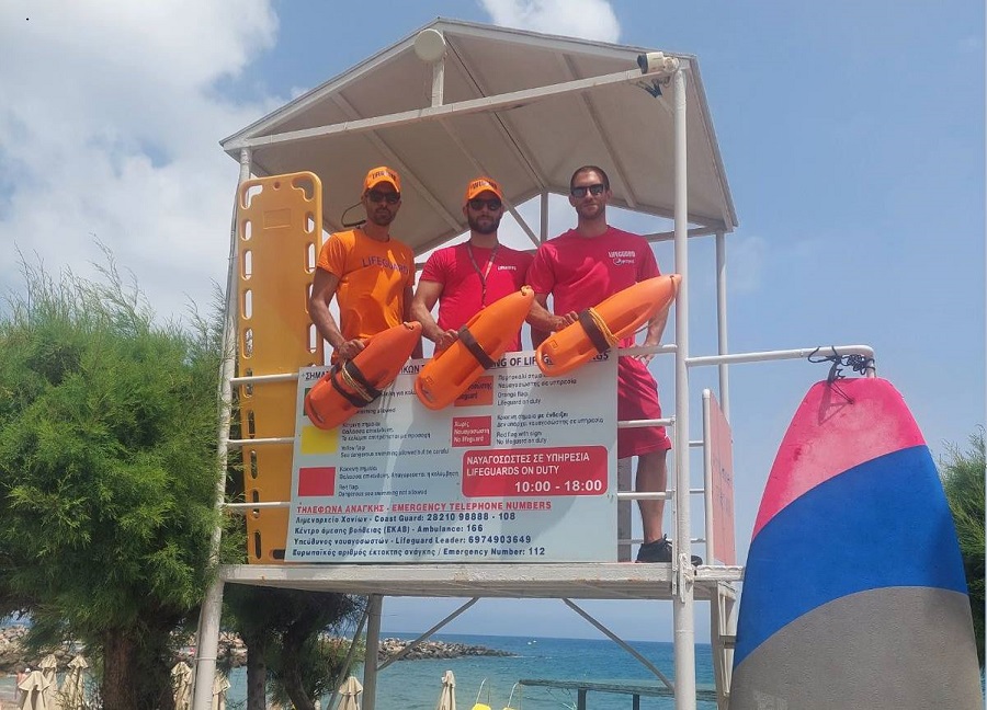 χανιά-στις-θέσεις-τους-οι-ναυαγοσώστε-1907908