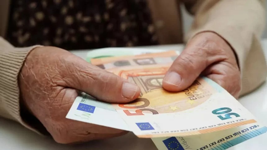 περίεργα-παιχνίδια-με-τις-συντάξεις-χ-1902479