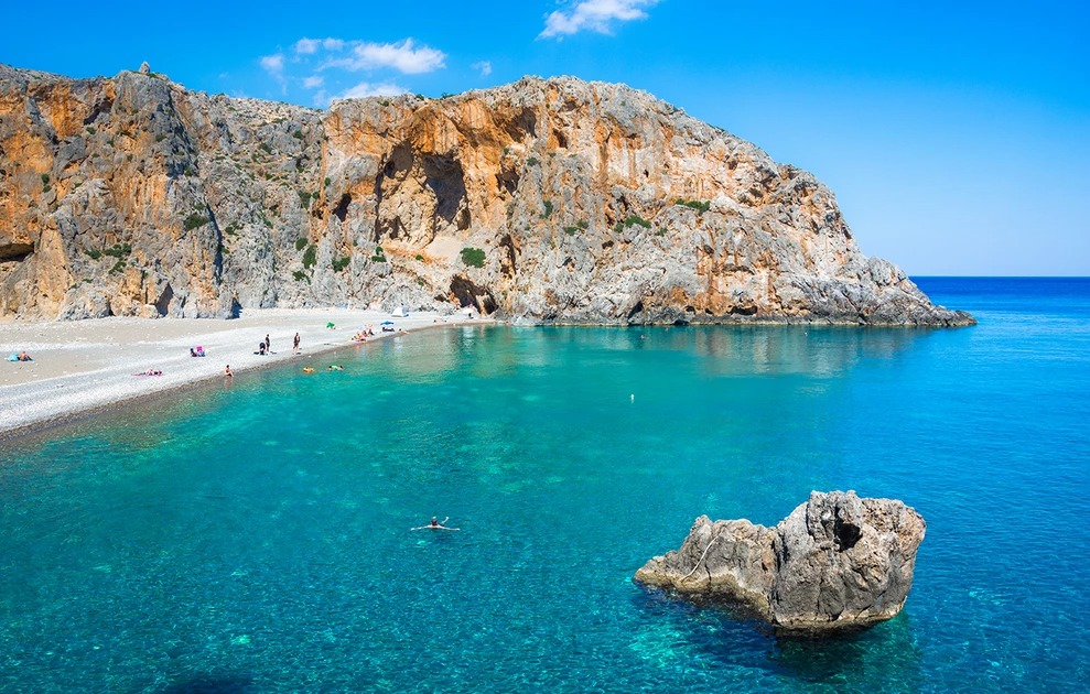 η-καλά-κρυμμένη-παραλία-της-κρήτης-που-1915957