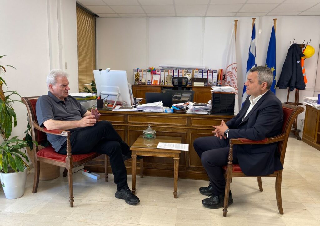 κρήτη-συνάντηση-καλοκαιρινού-μαμου-1918897