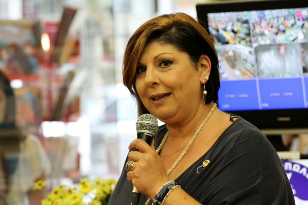 δύσκολες-ώρες-για-τη-λένα-μαντά-πέθαν-1916681