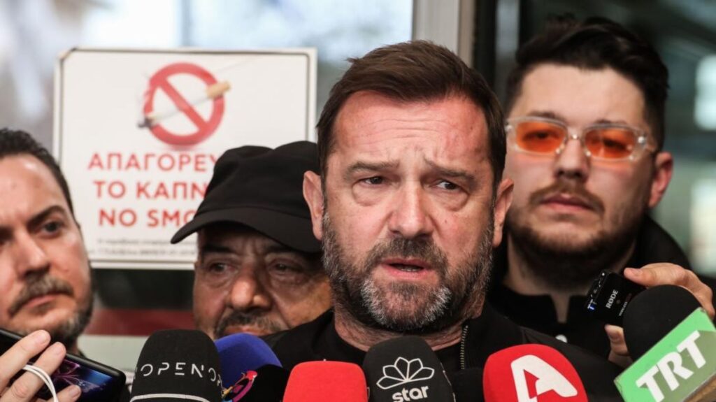 νίκος-πλακιάς-δεν-θα-αφήσω-να-γίνει-μπά-1932888