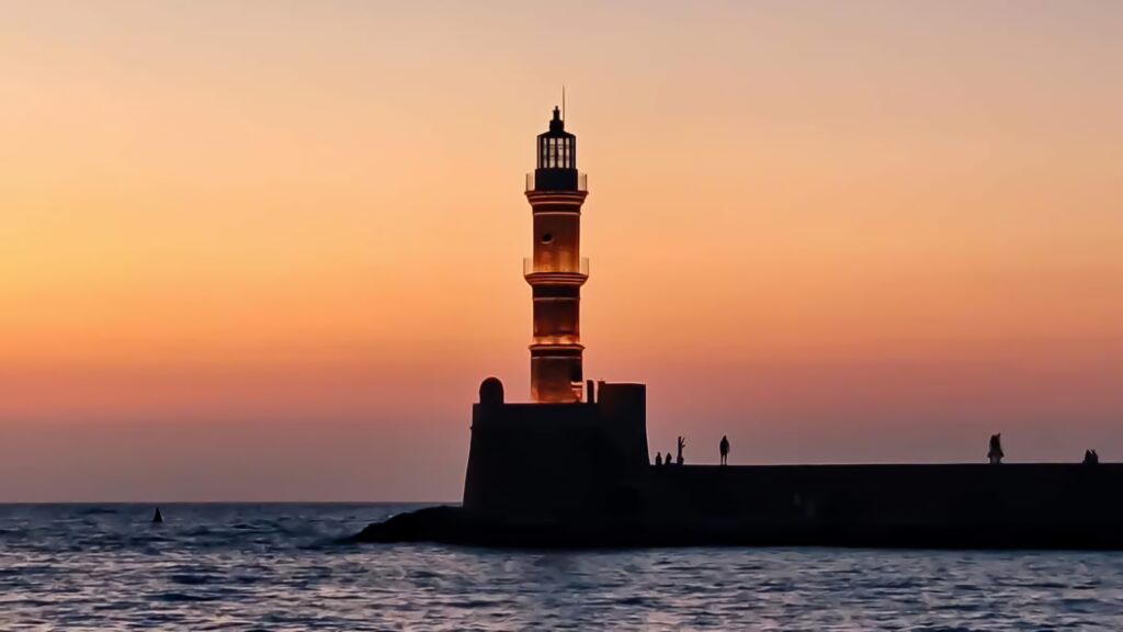 φάρος-χανίων-ένας-από-τους-παλαιότερο-1950264