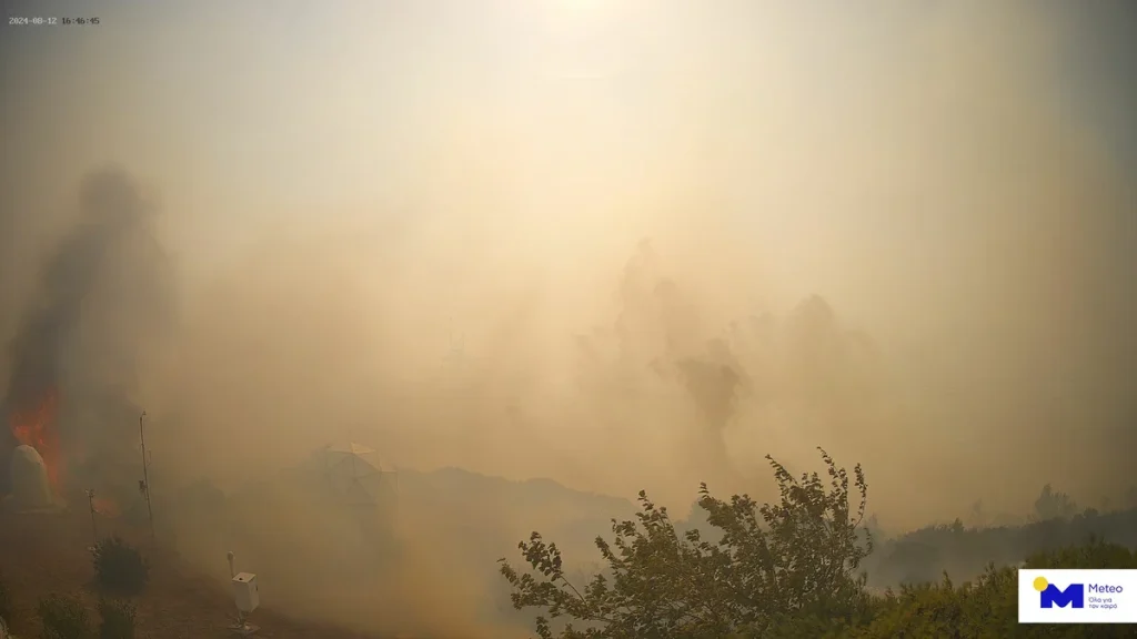 φωτιά-στην-αττική-στις-φλόγες-ο-λόφος-τ-1944468