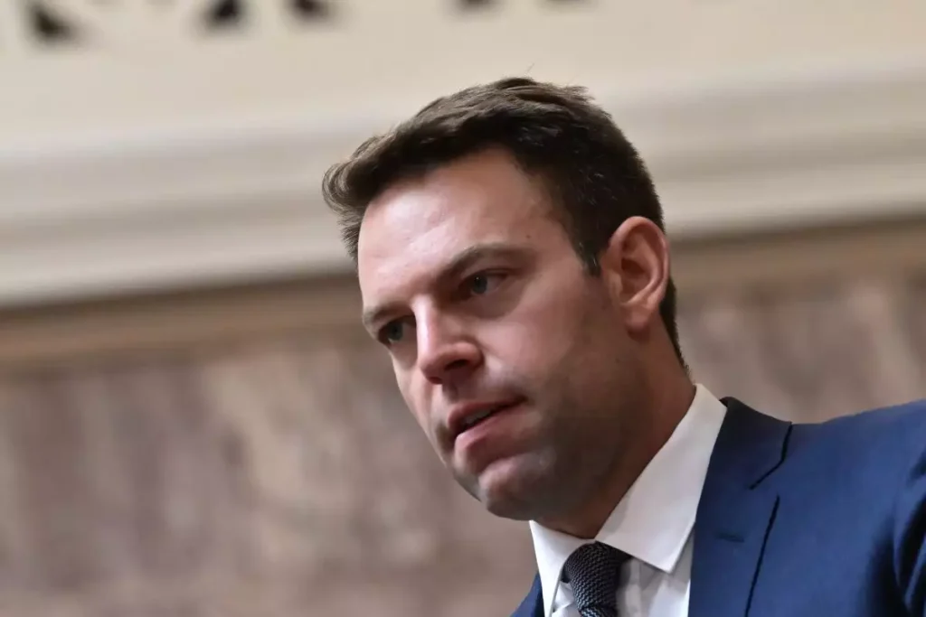 κασσελάκης-ζήτησα-από-την-λινού-να-παρ-1944016