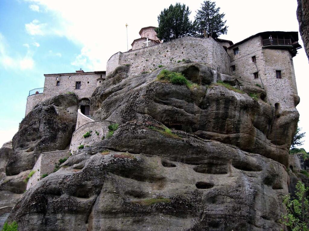 η-άγνωστη-ιστορία-της-μονής-των-μετεώρ-1946729