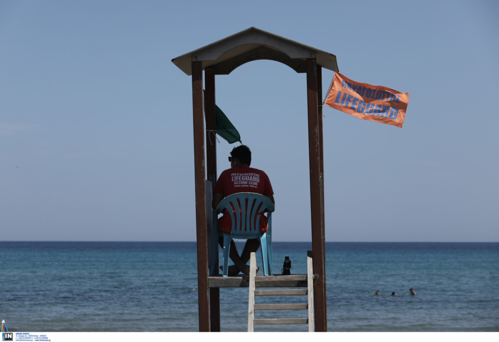 ναυαγοσώστες-επανέφεραν-15χρονο-που-κι-1946193