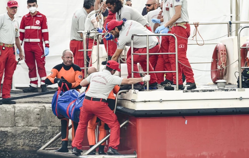 βύθιση-του-σούπερ-γιοτ-bayesian-στη-σικελία-ξ-1949865