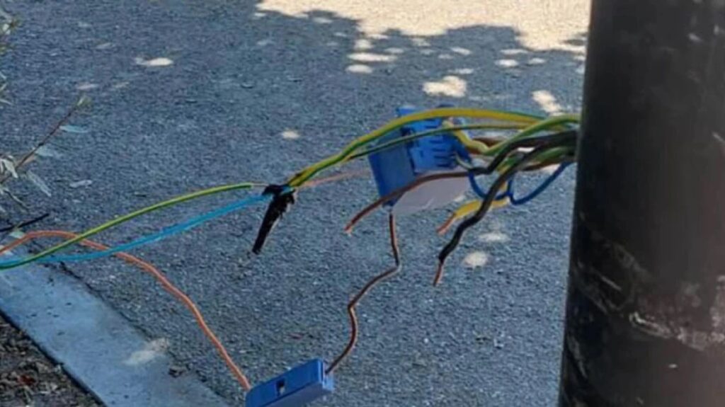 ρέθυμνο-βανδαλισμοί-σε-φωτιστικά-άφ-1941094