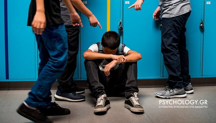 είχε-στην-τσάντα-του-φαλτσέτα-γιατί-έ-1967176