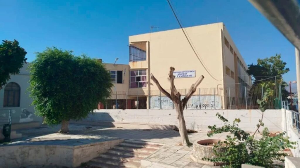 κρήτη-γιατί-είπες-στον-πατέρα-μου-ότι-1967374