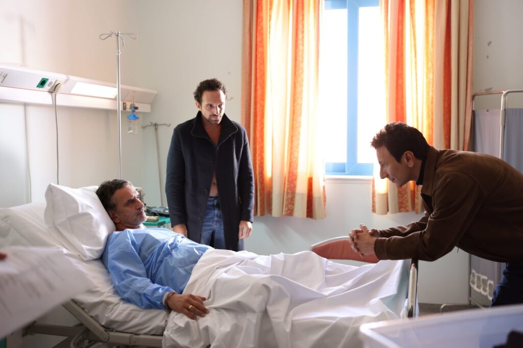 διάφανη-αγάπη-σοκάρει-το-ανατρεπτι-2007142