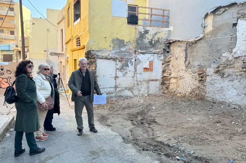 κρήτη-στο-ηράκλειο-κατεδαφίζουν-ετοι-2008487