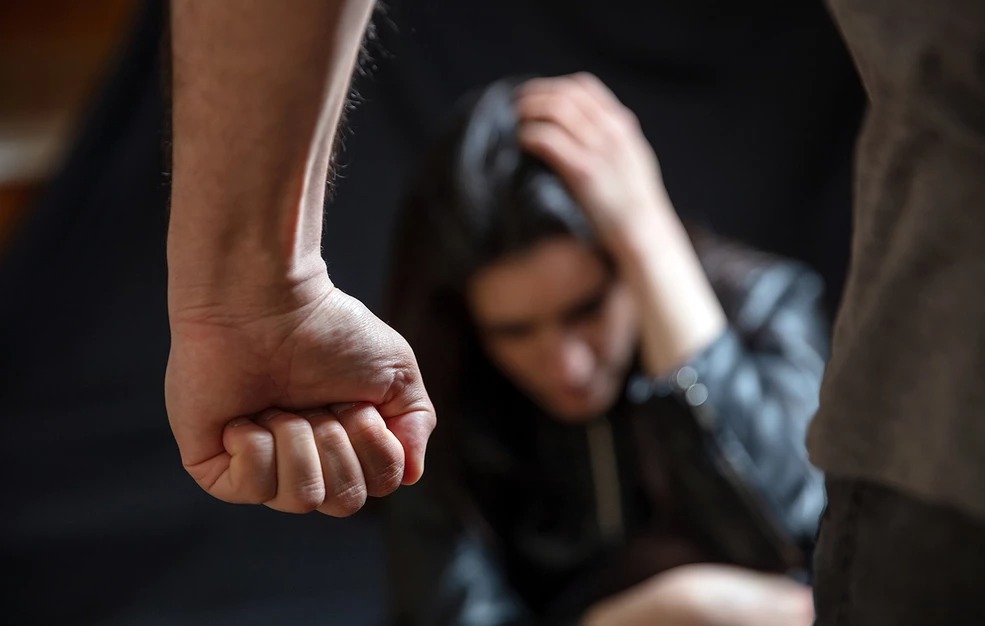 κρήτη-βγήκε-γυμνή-στον-δρόμο-και-αναζ-2002530