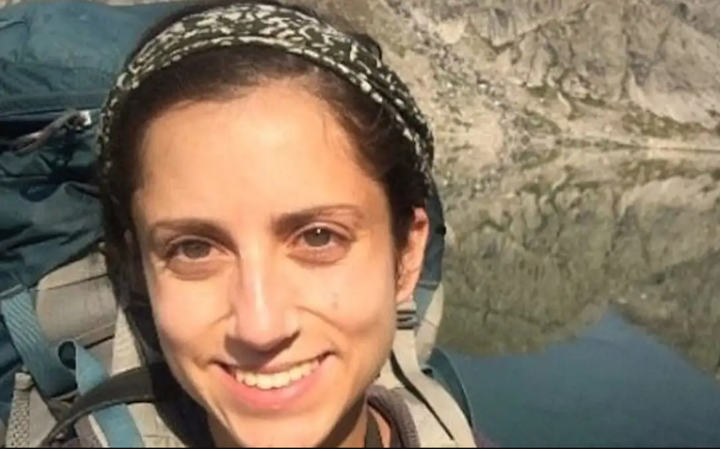 θα-σκορπίσω-τις-στάχτες-της-σε-ελλάδα-2016151