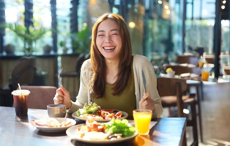 οι-τροφές-που-φτιάχνουν-τη-διάθεση-και-2016030