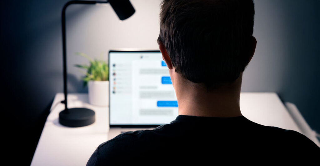 αυτόκλητοι-τιμωροί-παιδεραστών-και-σ-2016221