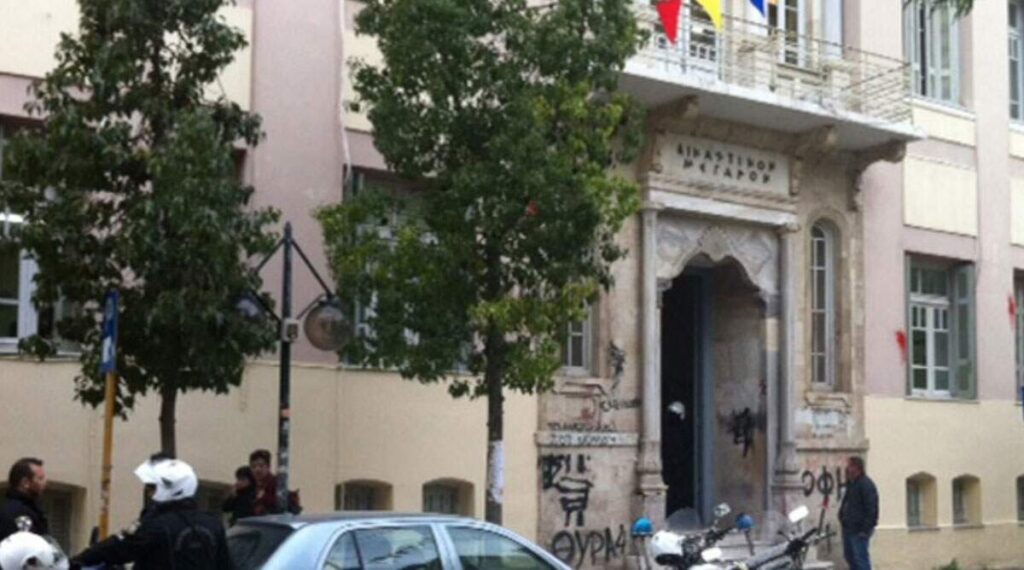 κρήτη-απολογείται-ο-διευθυντής-σχολε-2045430