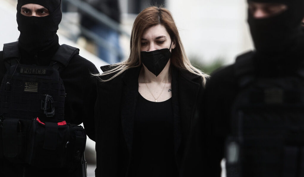 ρούλα-πισπιρίγκου-έξαλλη-στη-φυλακή-μ-2057109