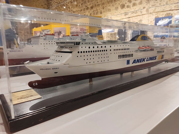 έκθεση-ανεκ-lines-στα-χανιά-από-το-πρώτο-πλο-2059550