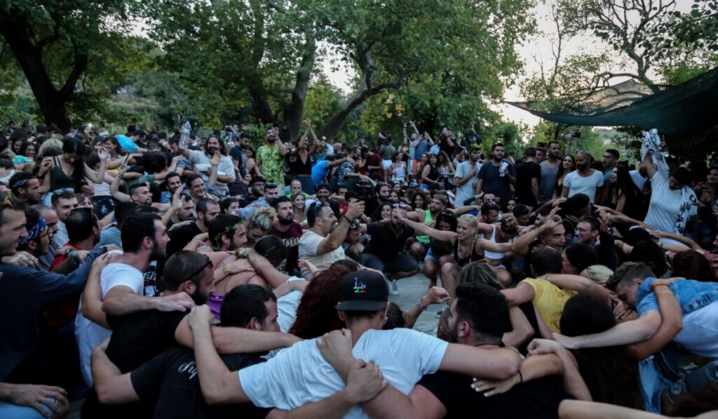 ωρολογιακή-βόμβα-τα-πανηγύρια-στην-2057104