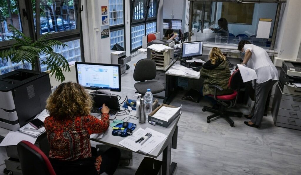 οι-παγωμένες-3ετίες-κόβουν-250-ευρώ-από-2058206