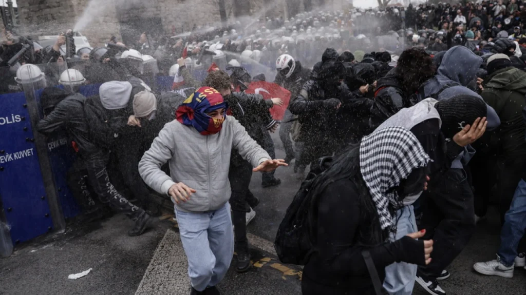 οι-τουρκικές-αρχές-συνέλαβαν-εννέα-δη-2060070