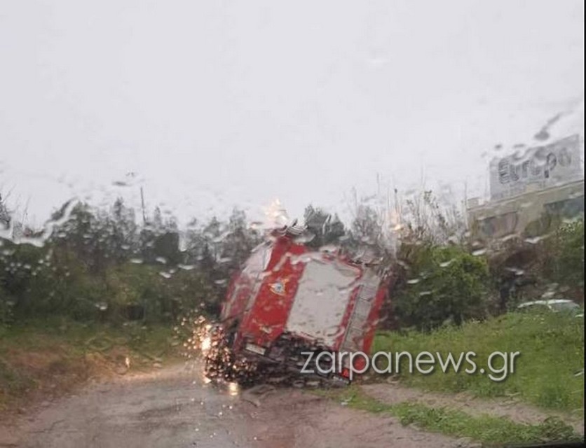 χανιά-ατύχημα-με-όχημα-της-πυροσβεστι-2065827