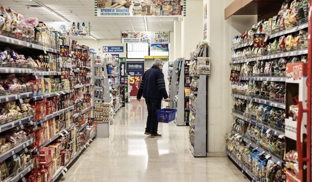 ληστές-απειλούσαν-υπαλλήλους-σούπερ-2066309