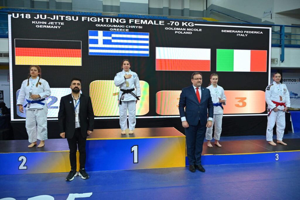 κουρήτες-με-3-μετάλλια-και-πολλές-εμπει-2066193