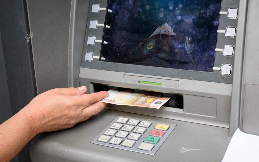 τι-αλλάζει-από-11-αυγούστου-σε-όλα-τα-atm-2088309