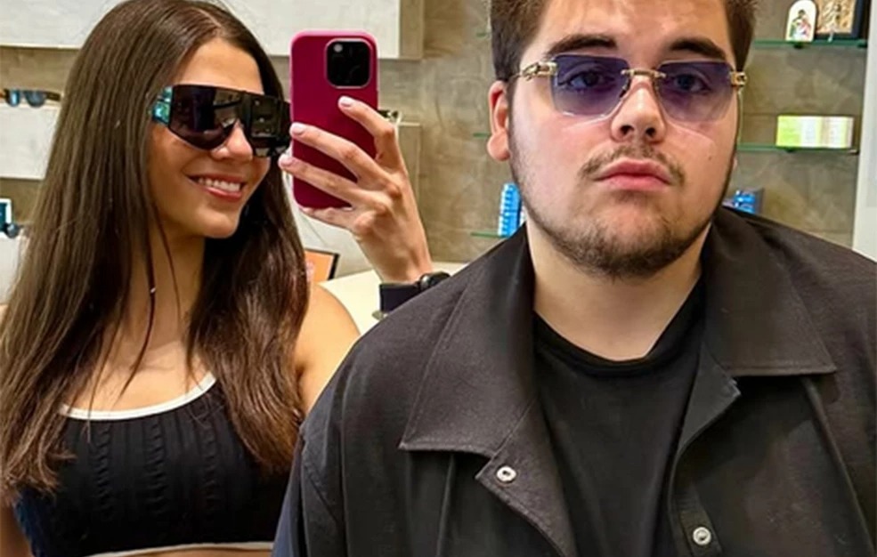 η-μελίνα-νικολαΐδη-ποζάρει-δίπλα-στον-2101684