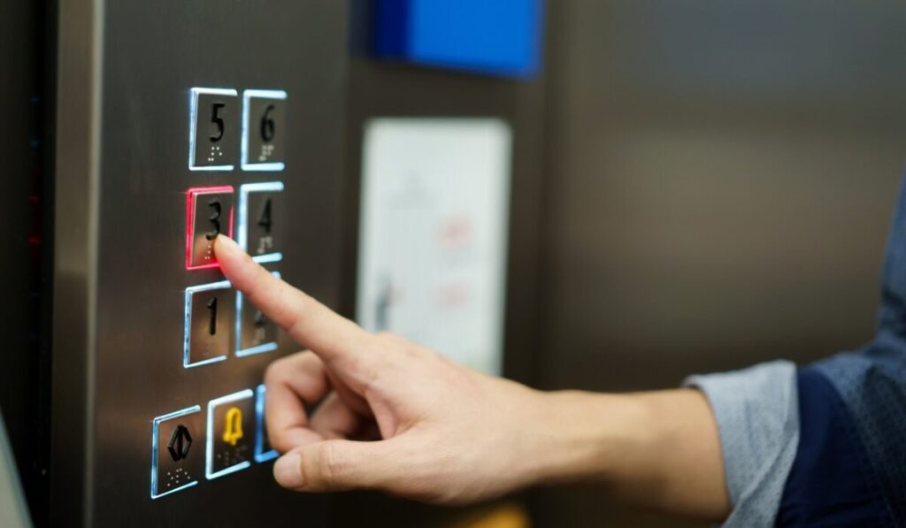 ανελκυστήρες-νέα-πρόταση-για-τις-πολυ-2099258