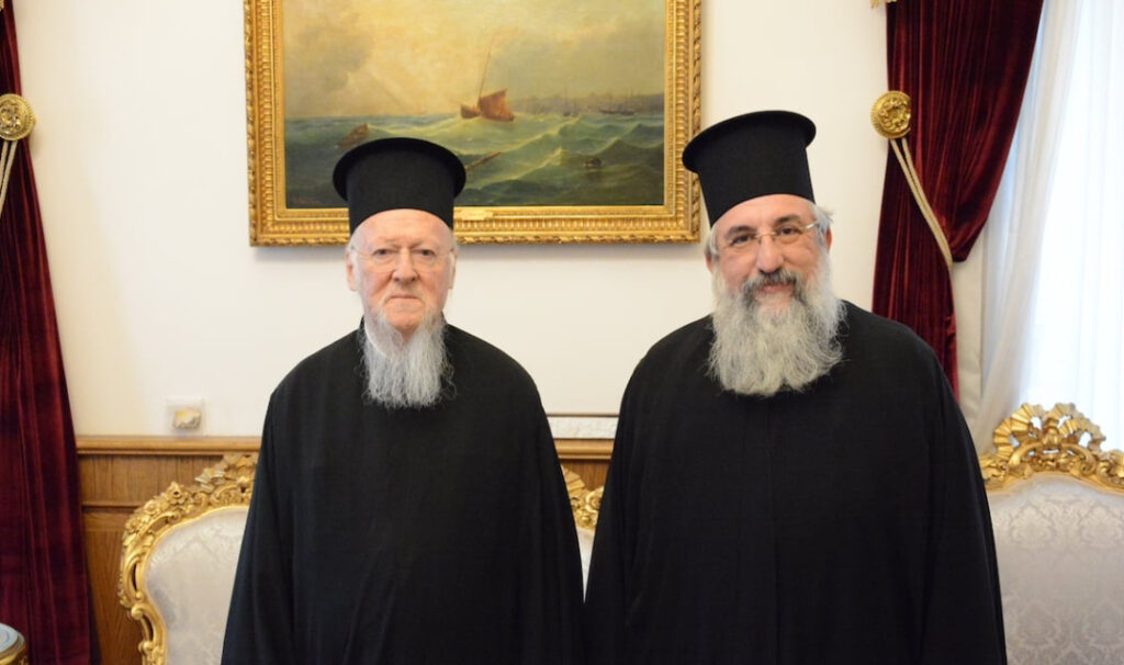 στο-φανάρι-αντιπροσωπεία-της-εκκλησί-2097597