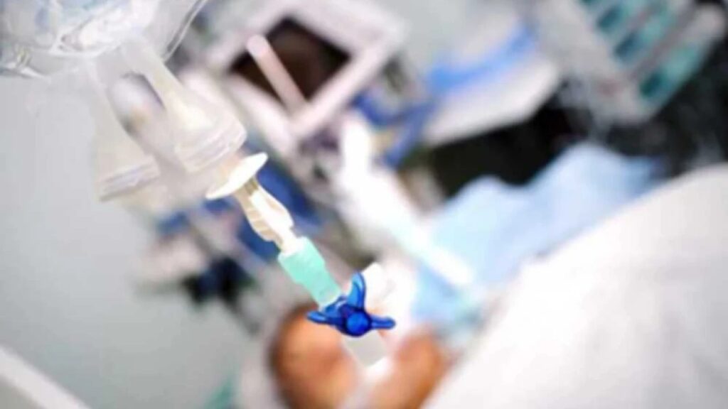 ζευγάρι-με-οξεία-ηπατική-ανεπάρκεια-μ-2102332