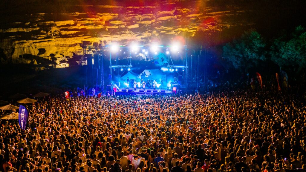 κρήτη-έρχεται-το-matala-beach-festival-2025-τρεις-μέρες-γε-2113499
