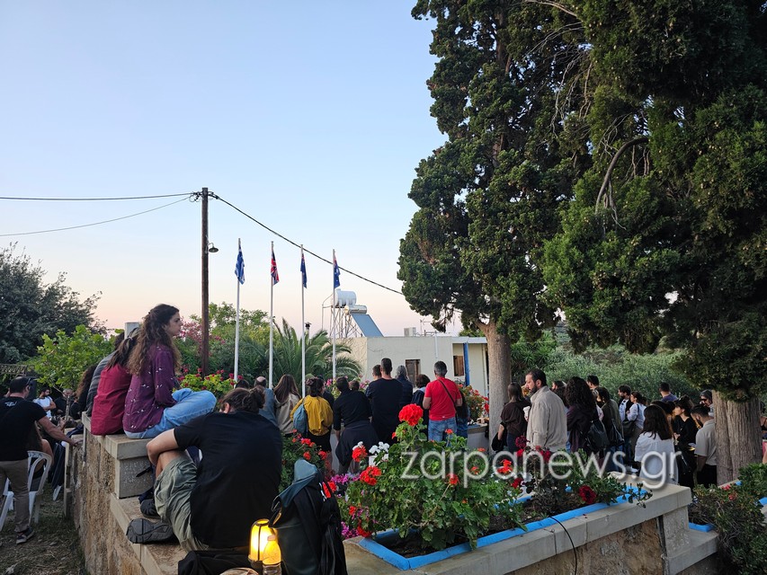 Η Μάγδα Φύσσα και η Σεμίνα Διγενή «φώτισαν» το Κοντομαρί – Η μνήμη όπλο ενάντια στον φασισμό