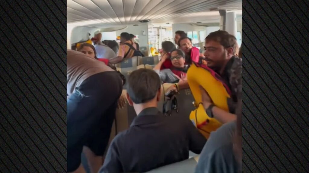 δραματικό-βίντεο-από-βύθιση-σκάφους-μ-2106944